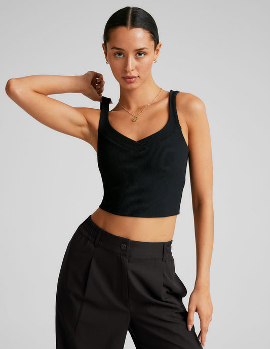 Beyond Yoga Impulse Ribbed Cropped Tank Top for Active Lifestyles