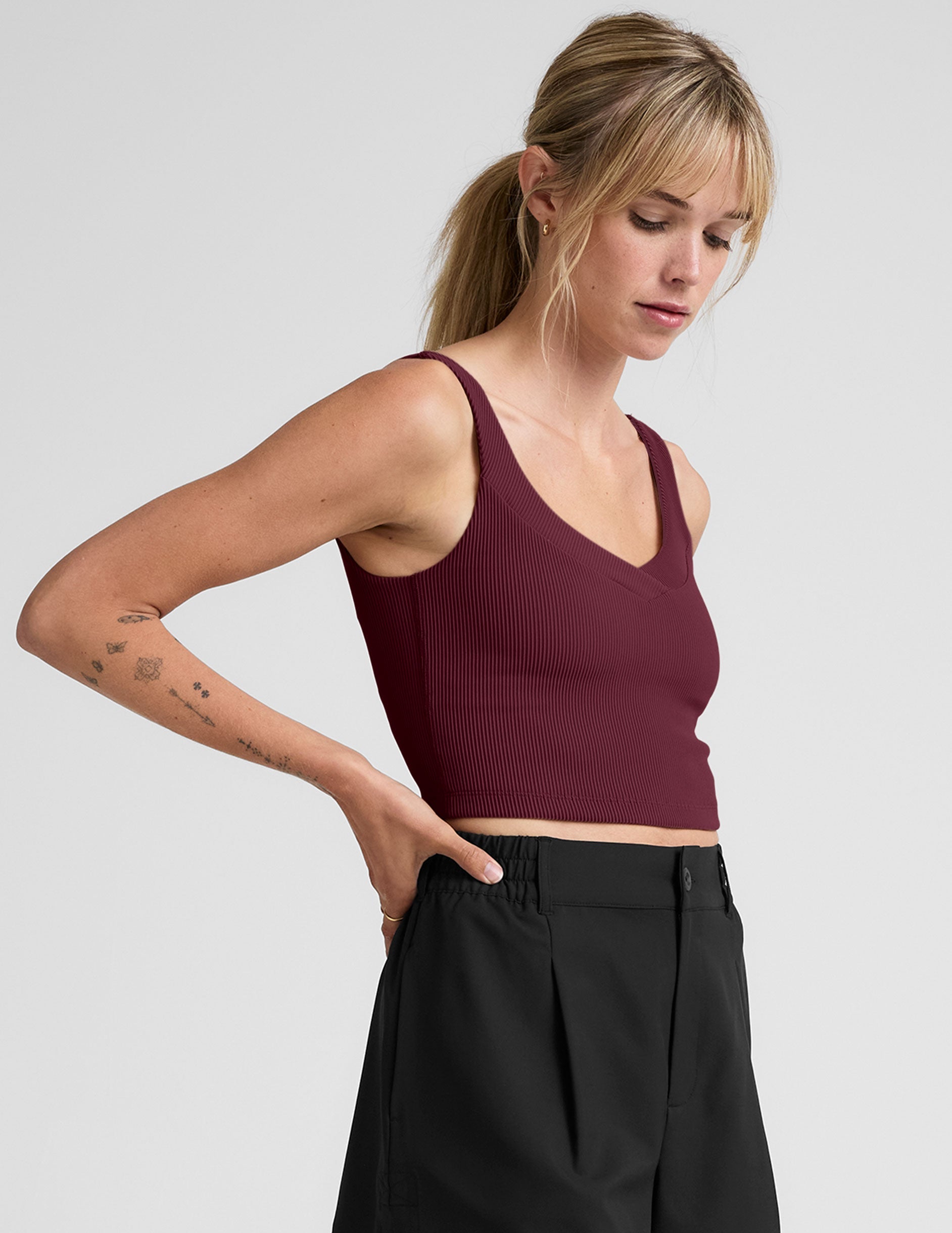Impulse Ribbed Cropped Tank: V-Neck, Comfort Support, Active Workout Top