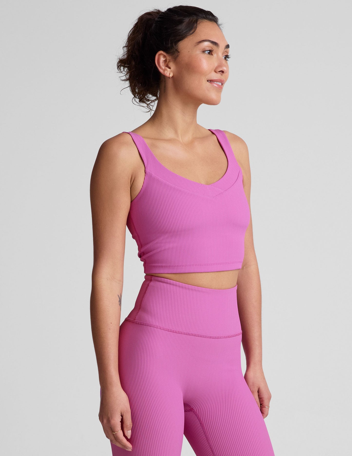 Beyond Yoga Impulse Ribbed Cropped Tank: V-Neck, Shelf Bra, Ultimate Comfort