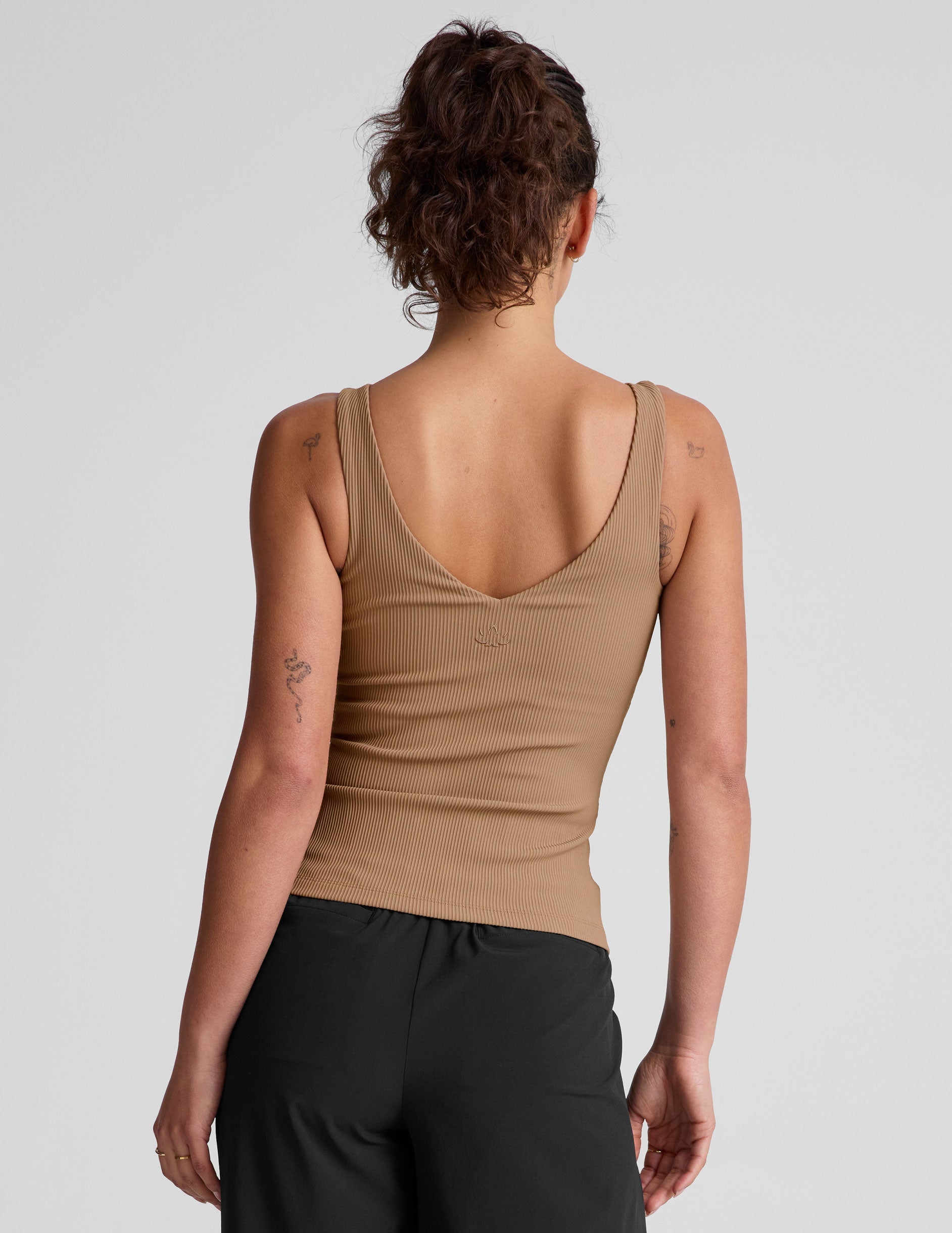 Comfortable Ribbed Tank Top with Built-in Shelf Bra - Desert Sand