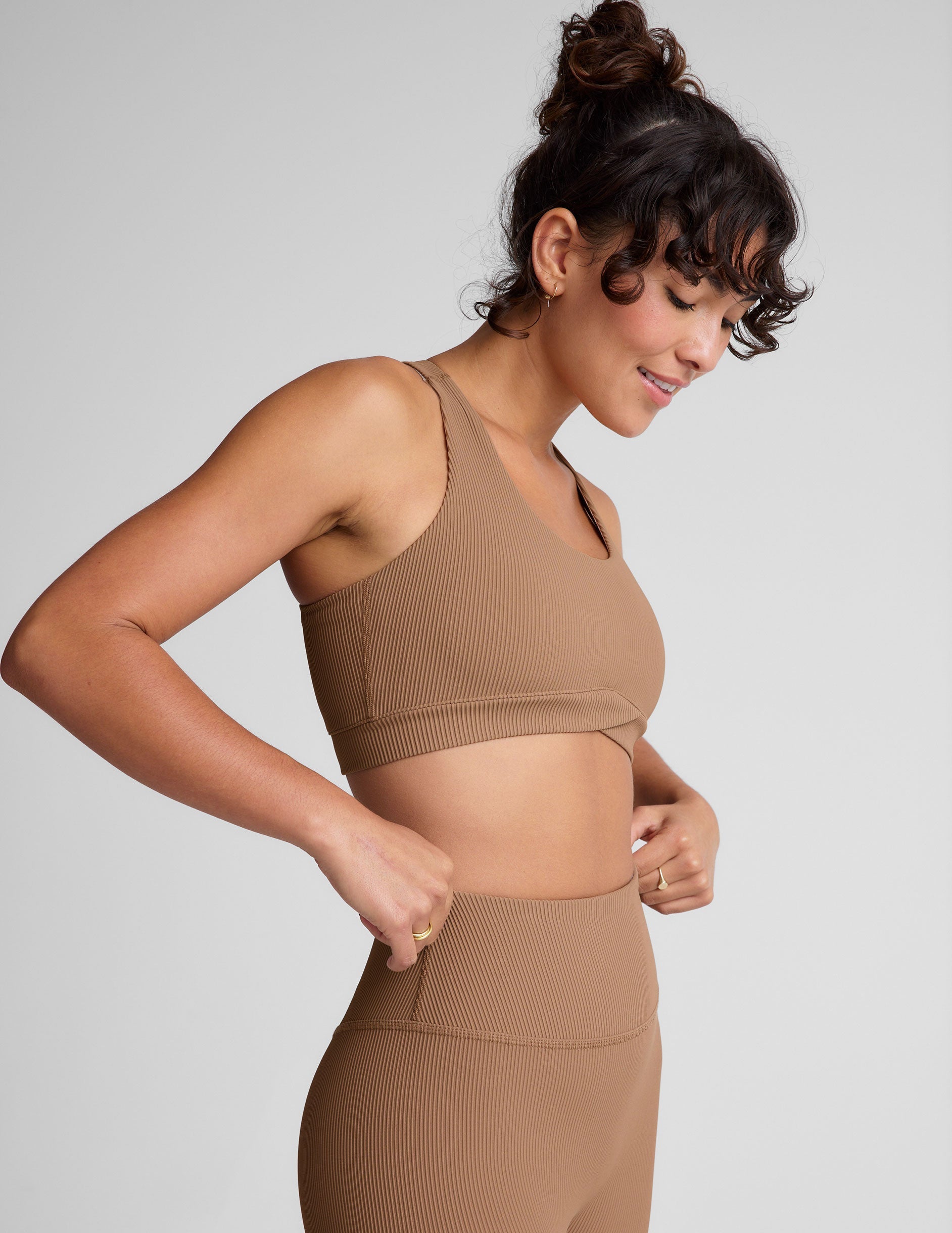 Supportive Ribbed Racerback Bra with Removable Pads for Active Comfort