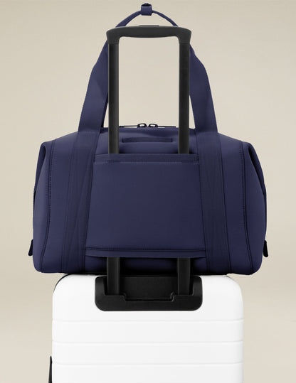 Dagne Dover Landon Large Neoprene Carryall: Versatile Travel Weekender Bag with Laptop Sleeve