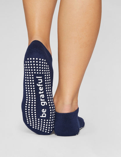 Sticky Be Grateful Non-Slip Grip Socks for Yoga Pilates Comfort