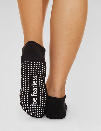 Sticky Be Mantra Box: 7-Pair Non-Slip Grip Yoga Pilates Ankle Socks Set