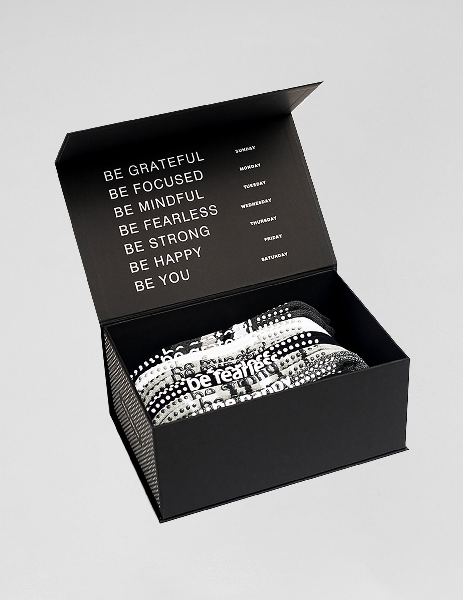 Sticky Be Mantra Box: 7-Pair Non-Slip Grip Yoga Pilates Ankle Socks Set