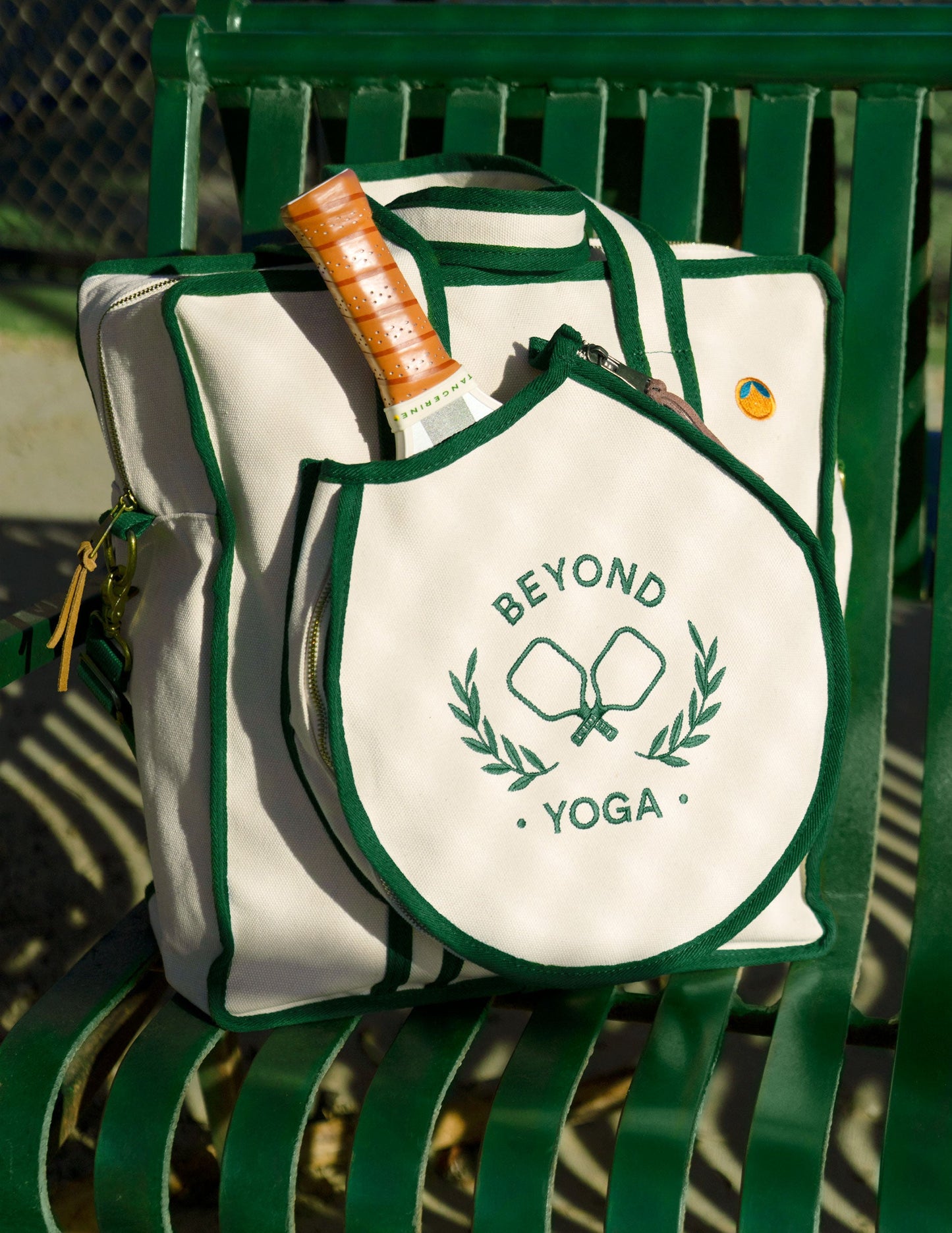 Retro Canvas Pickleball Tote Bag with Paddle Holder: Stylish Durable Court Carryall