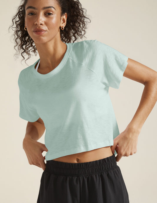Beyond Yoga Signature Tropical Waters High-Low Cropped Tee for Women