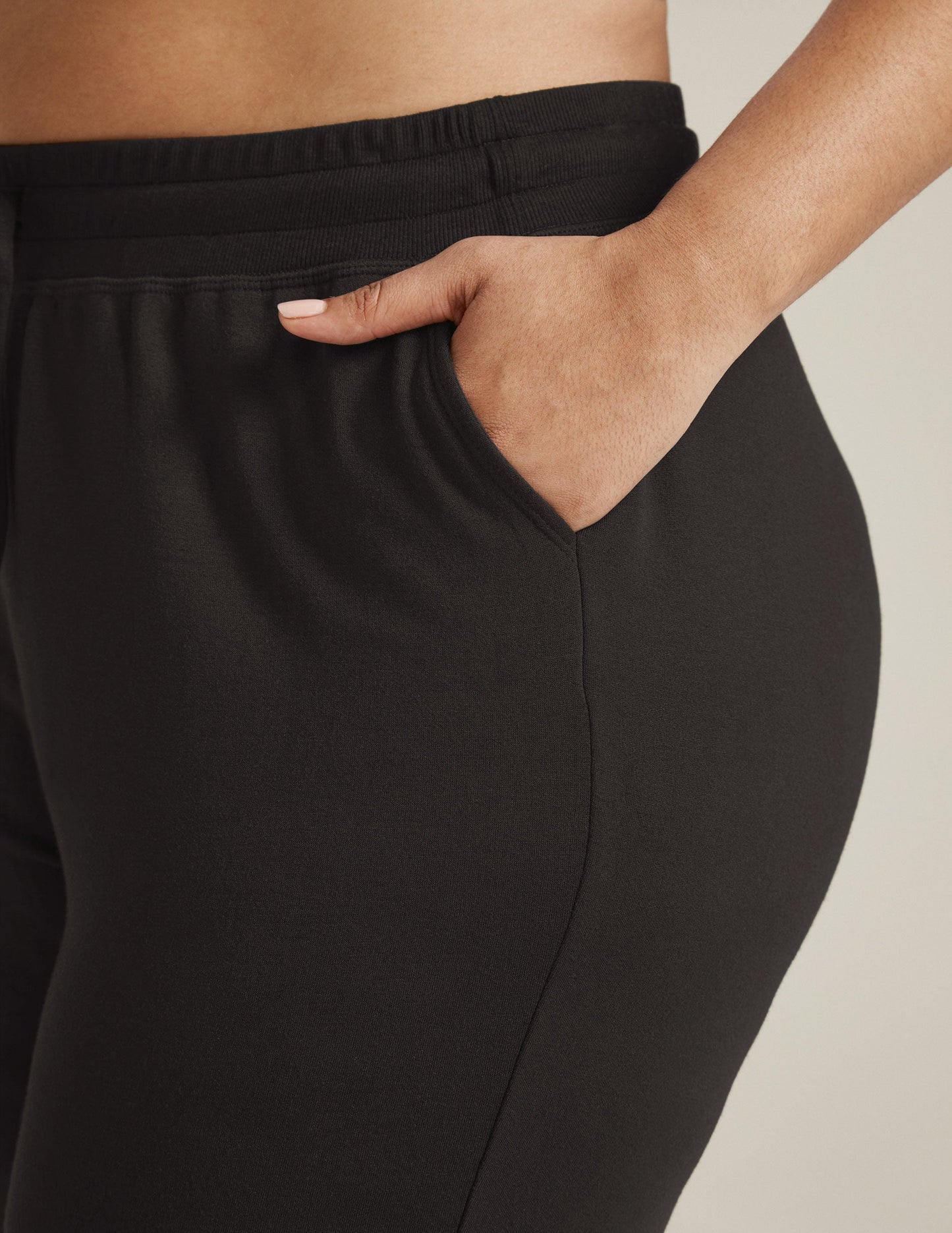 Cozy Black Knit Jogger Sweatpants: Ultra-Soft Relaxed Fit with Drawstring Waist