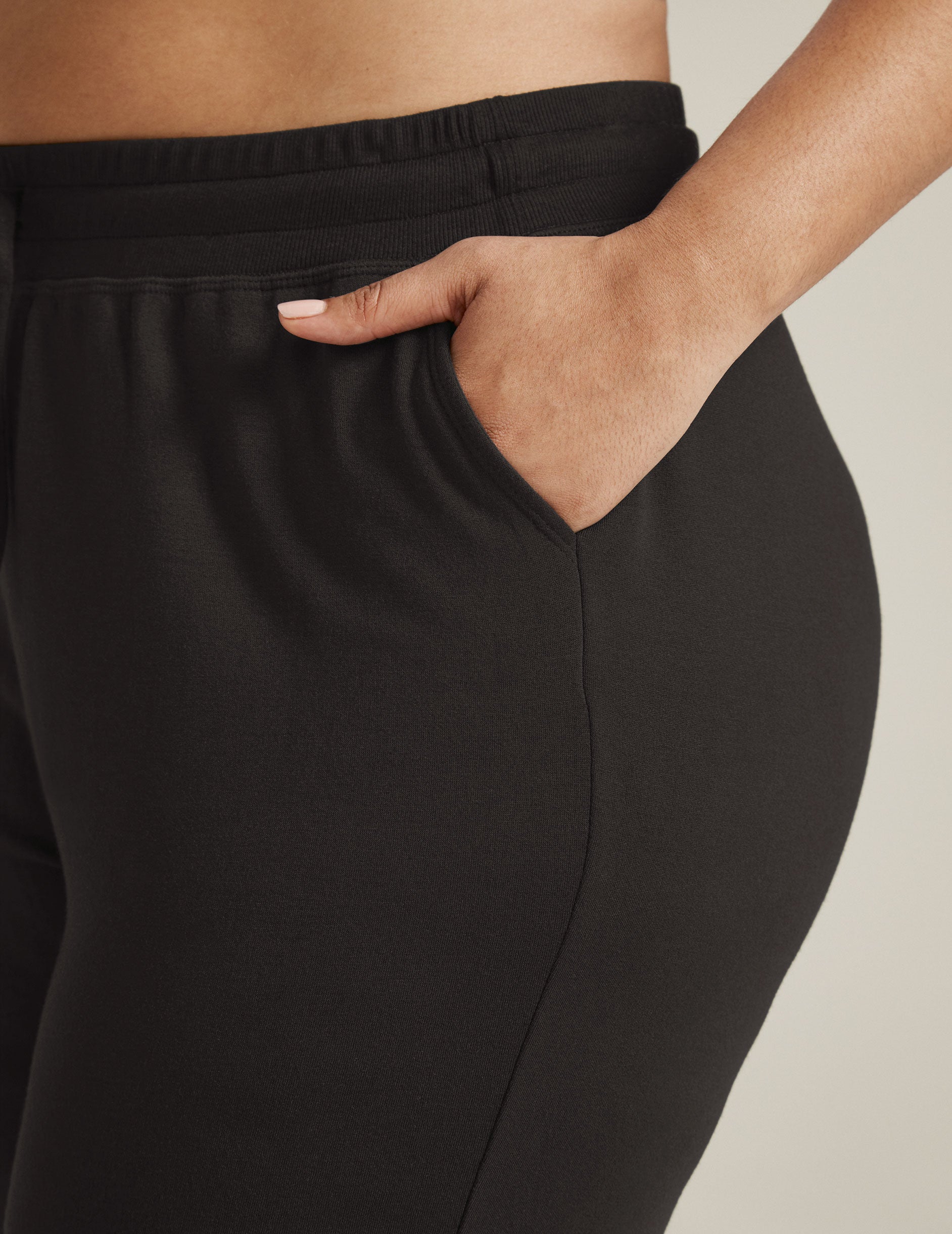 Cozy Black Knit Jogger Sweatpants: Ultra-Soft Relaxed Fit with Drawstring Waist
