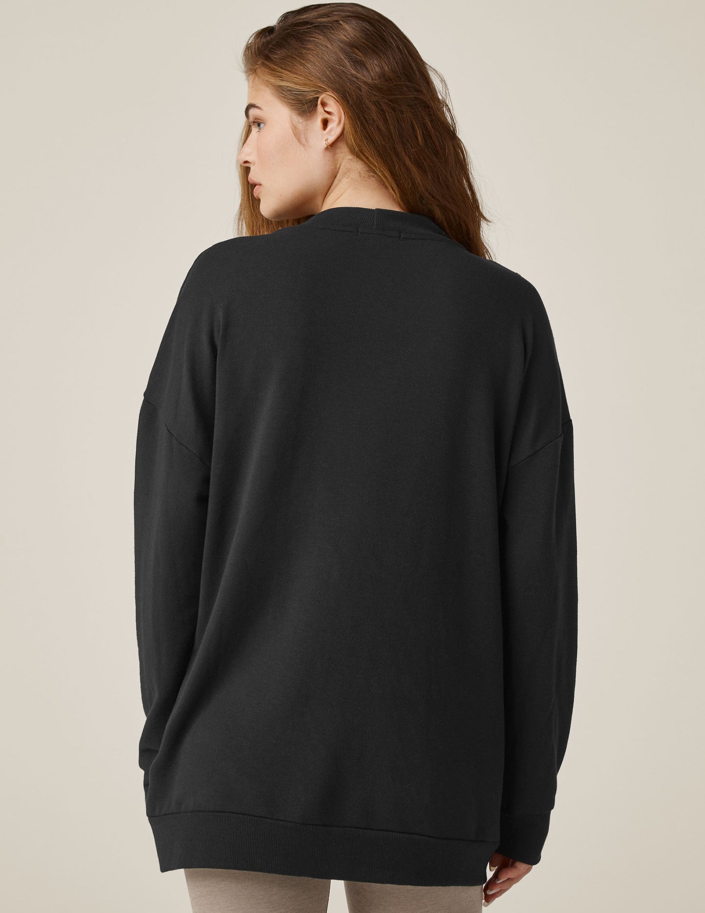 Women's Soft Fleece Oversized Button-Up Cardigan with Convenient Pockets