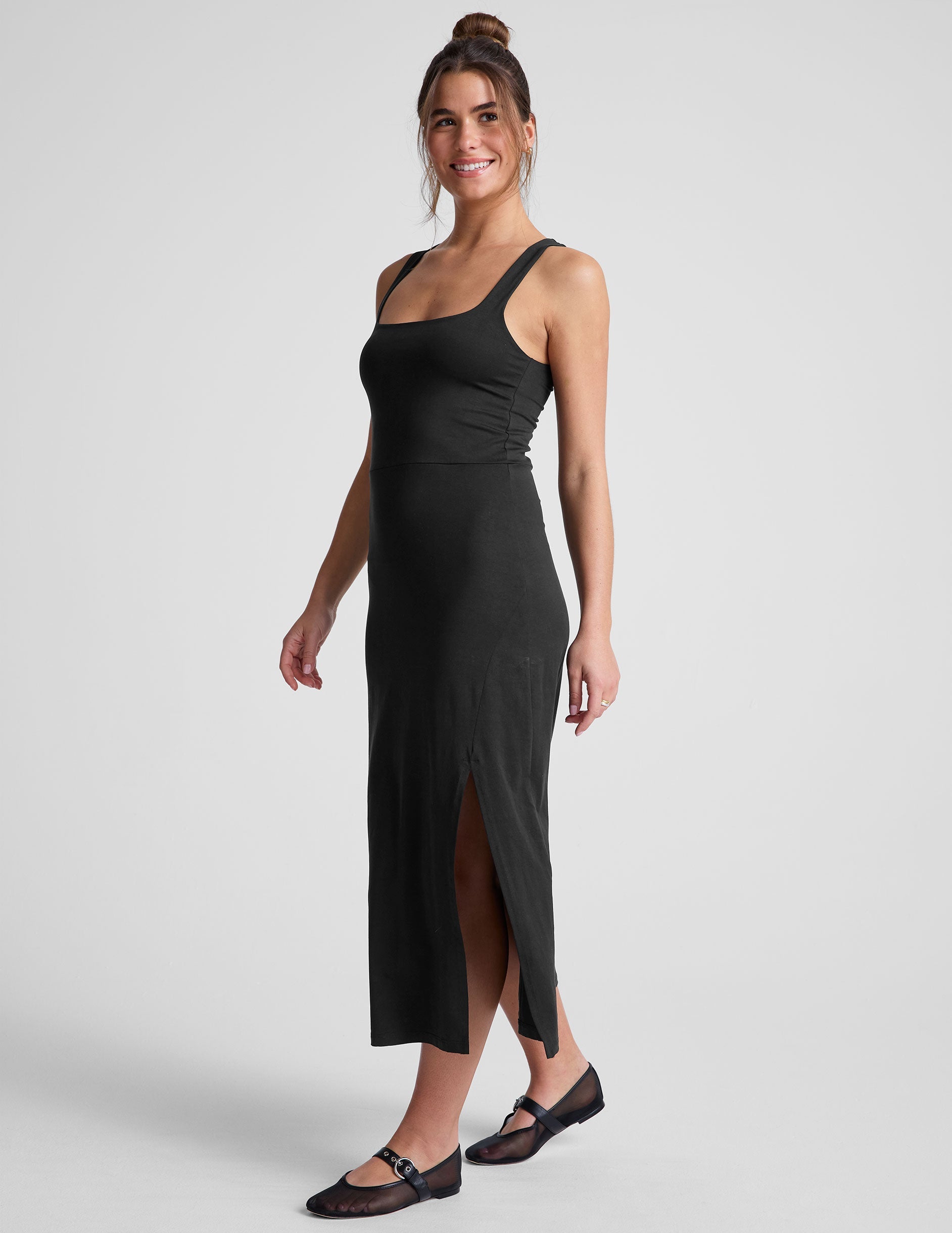 Chic Black Getaway Midi Dress: Square Neck, Side Slit, Ultra-Comfortable