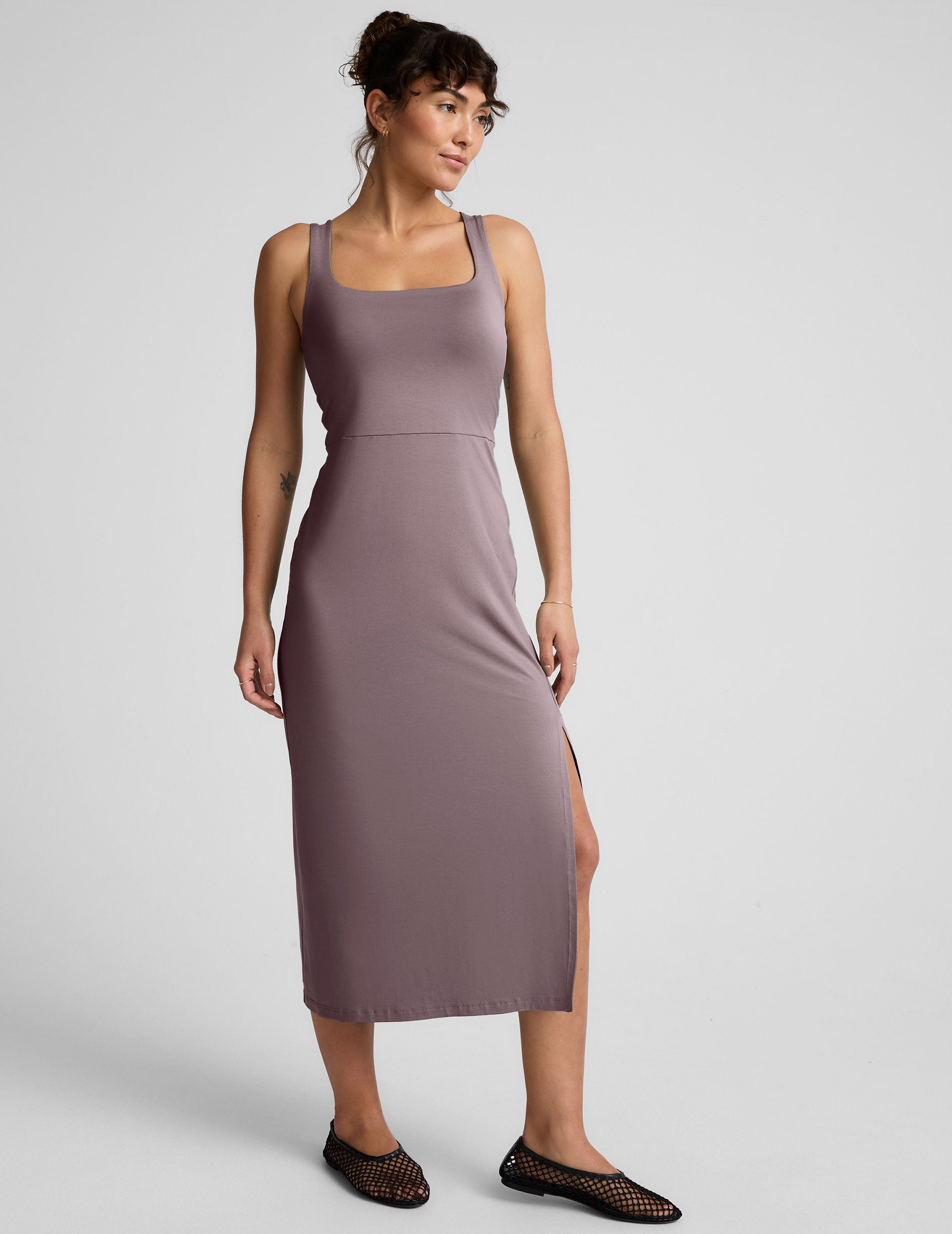 Versatile Travel-Ready Square Neck Midi Dress - Comfortable Summer Staple
