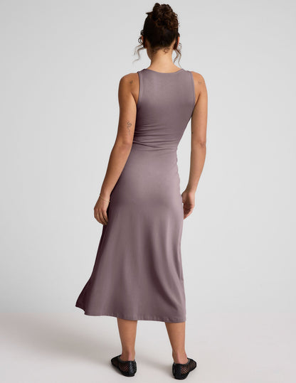 Versatile Travel-Ready Square Neck Midi Dress - Comfortable Summer Staple
