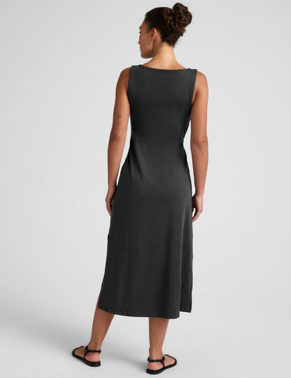 Elegant Black Midi Dress: Bateau Neck, Side Twist, Packable Aerial Jersey
