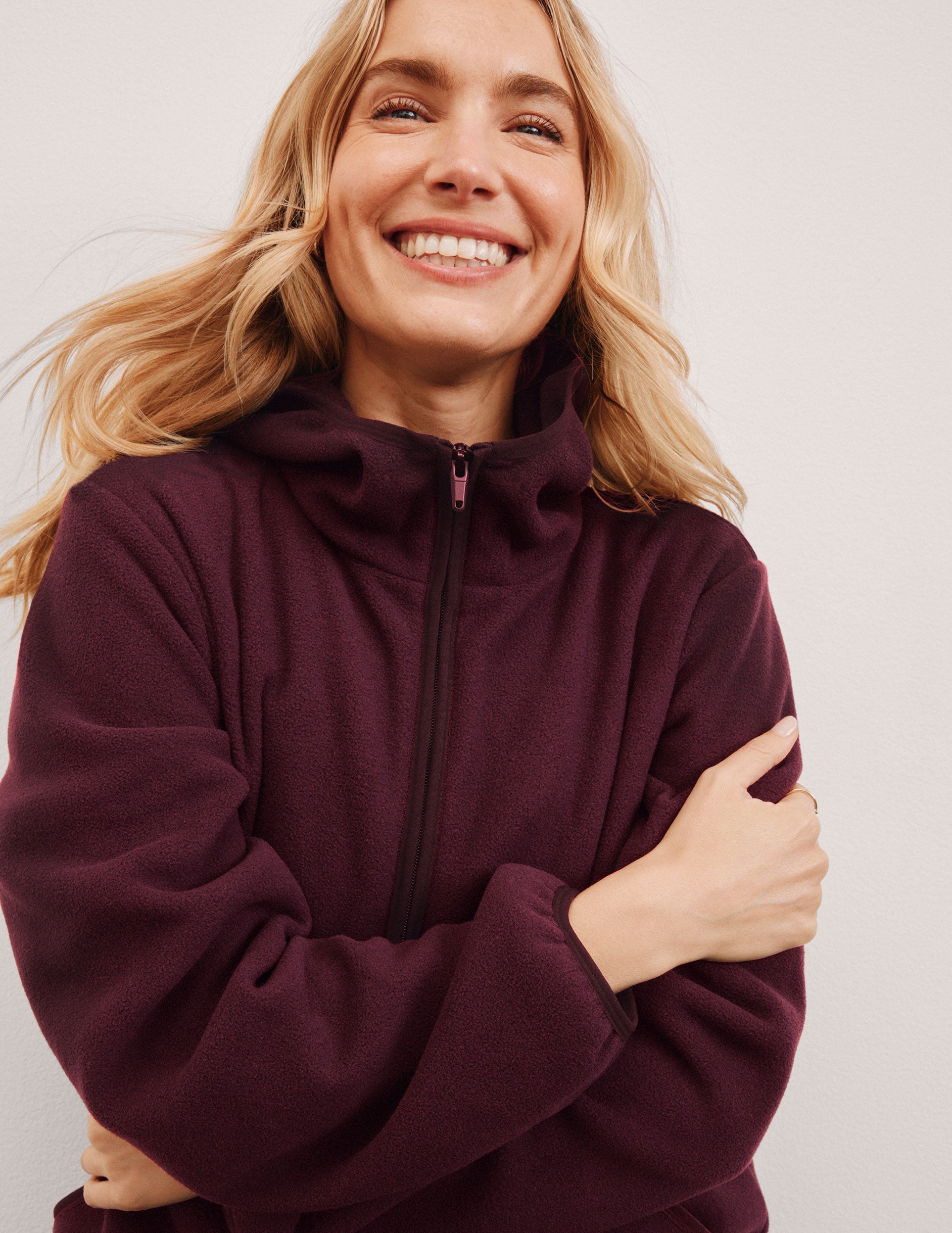 Cozy Fleece Half-Zip Pullover Jacket with Hood and Warm Kangaroo Pocket