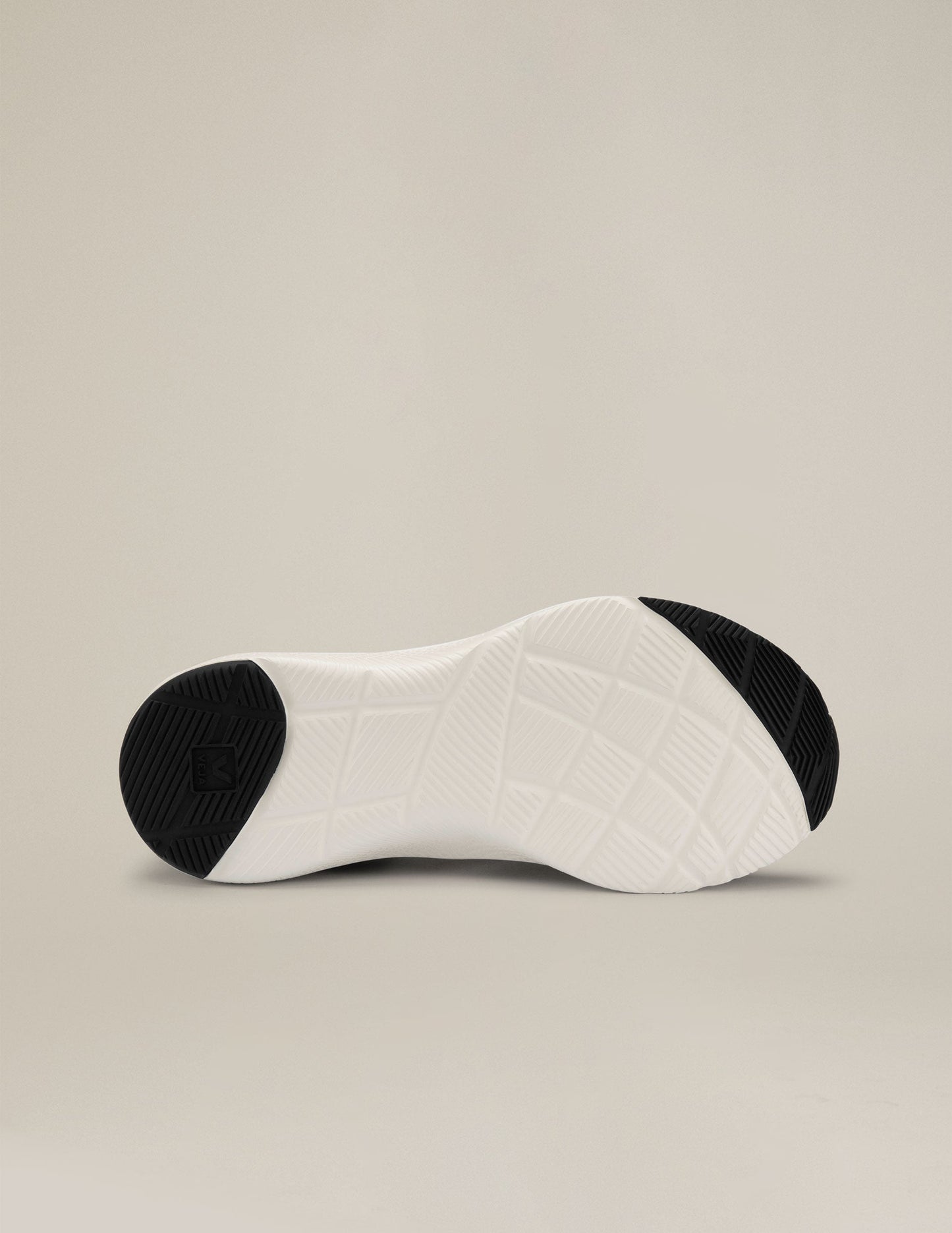 VEJA Impala Performance Training Shoes: Breathable Eng-Mesh for Gym & Treadmill