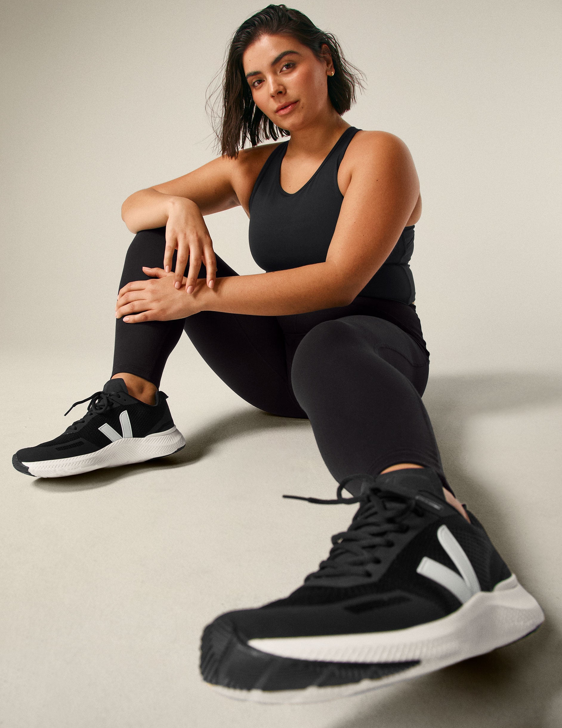 VEJA Impala Performance Training Shoes: Breathable Eng-Mesh for Gym & Treadmill