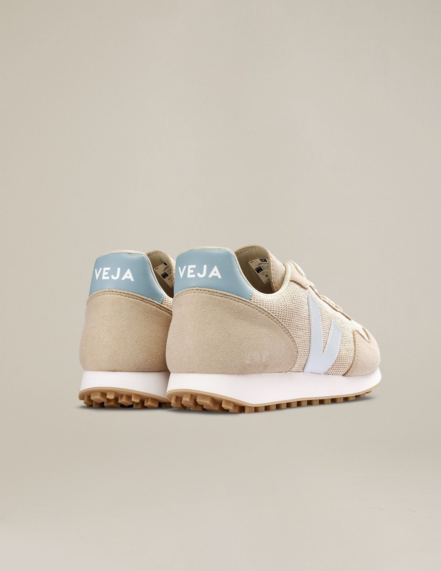 Eco-Friendly VEJA SDU Juta Ice Sneakers: Breathable, Comfortable, Stylish Lace-Up Footwear