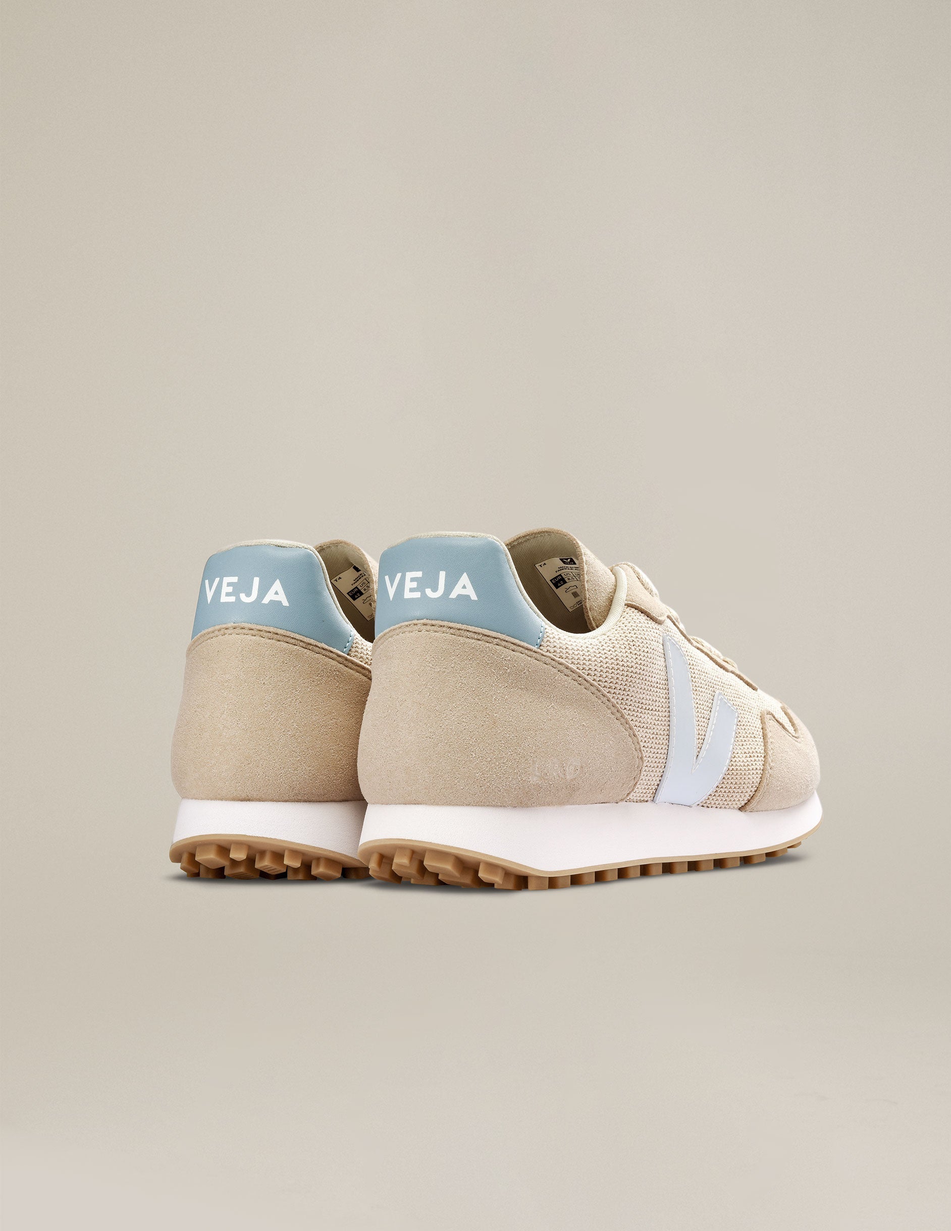 Eco-Friendly VEJA SDU Juta Ice Sneakers: Breathable, Comfortable, Stylish Lace-Up Footwear