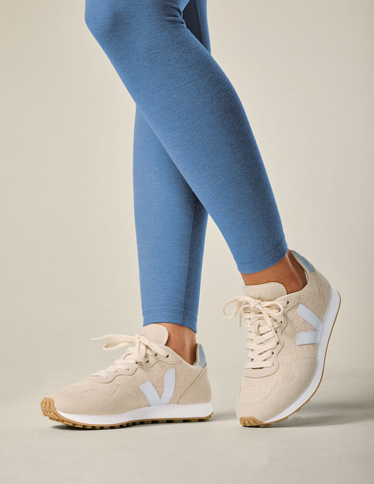 Eco-Friendly VEJA SDU Juta Ice Sneakers: Breathable, Comfortable, Stylish Lace-Up Footwear