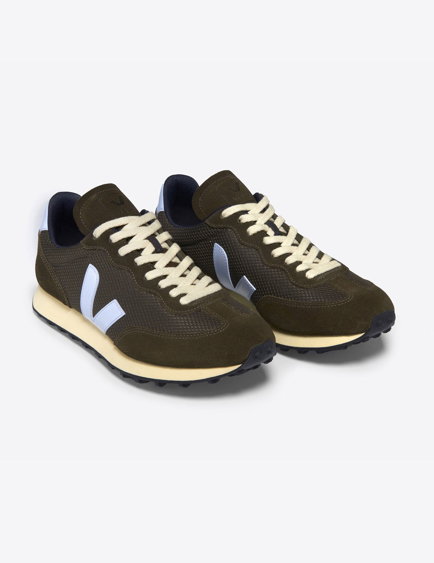 Veja Rio Branco Eco-Friendly Sneakers - Sustainable Comfort, Recycled Materials