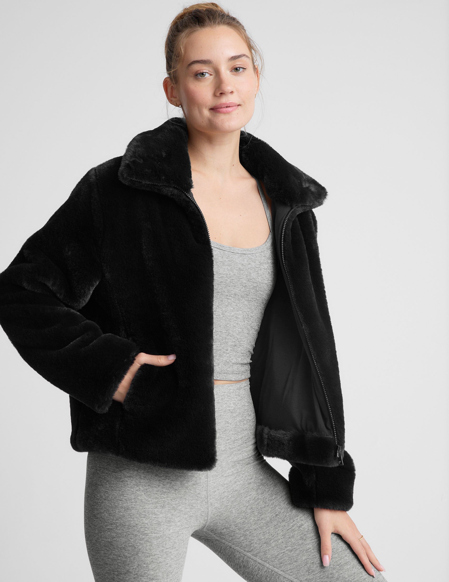 Luxurious Black Faux Fur Zip-Up Jacket: Cozy Collared Outerwear for Women