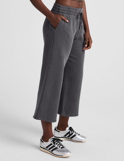 Soft Terry Washed Black Wide Leg Cropped Pants with Side Pockets