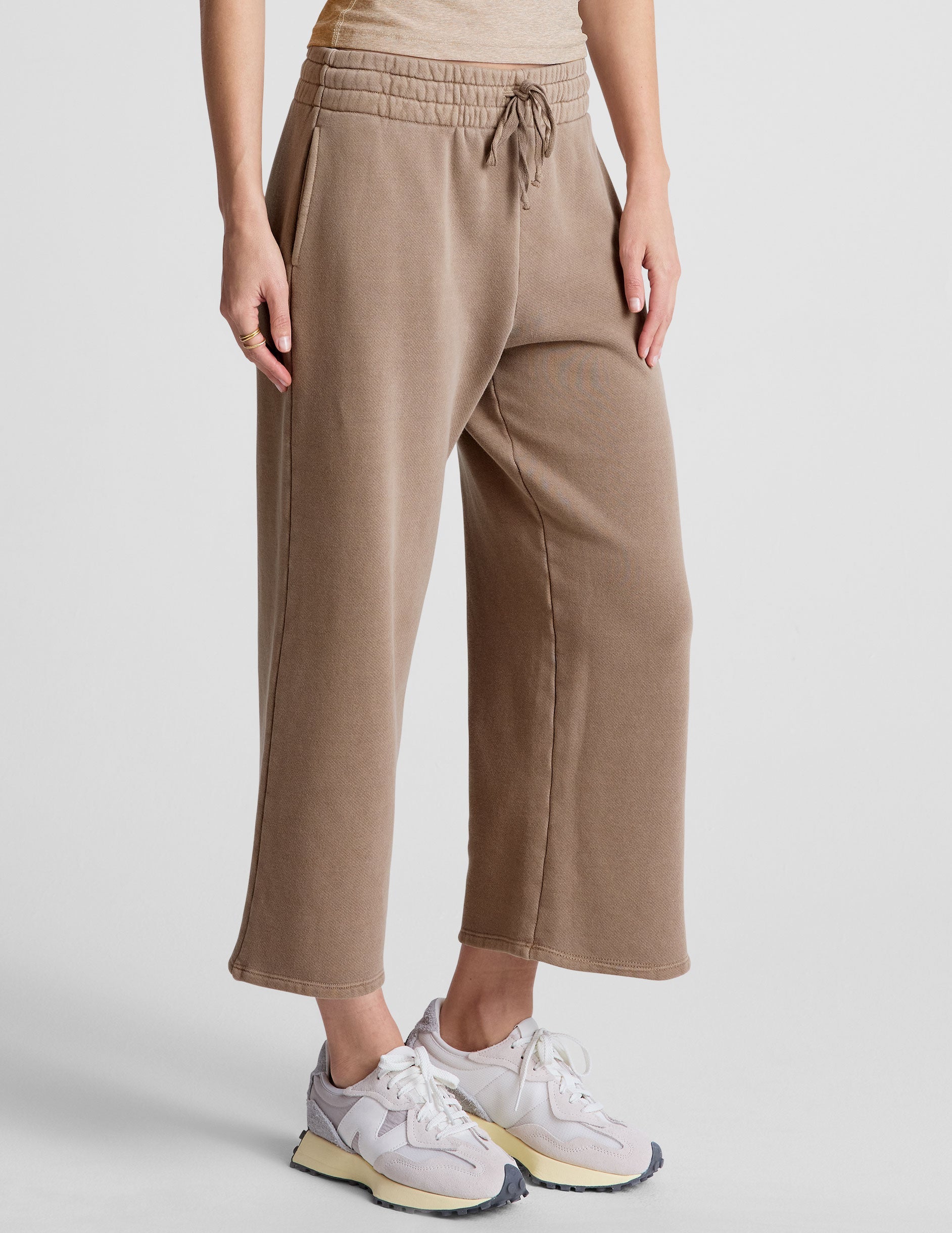 Women's California-Inspired Soft Terry Wide Leg Cropped Lounge Pants with Pockets