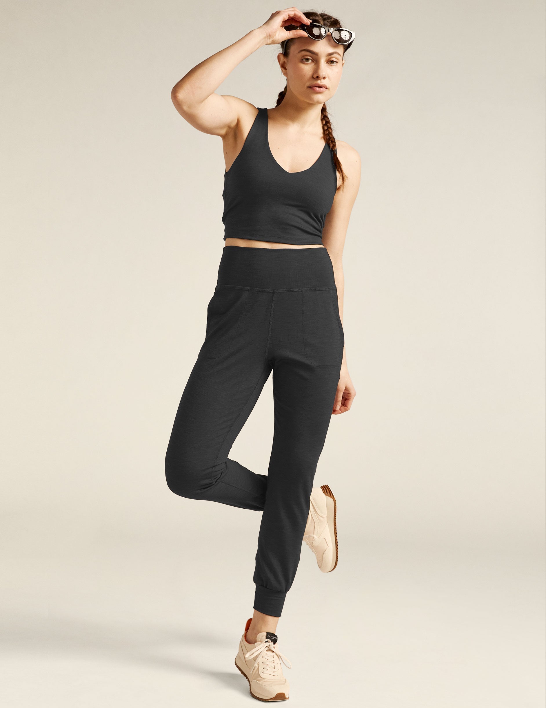 Comfy Heather Rib Midi Jogger Pants with Pockets - Slim Fit