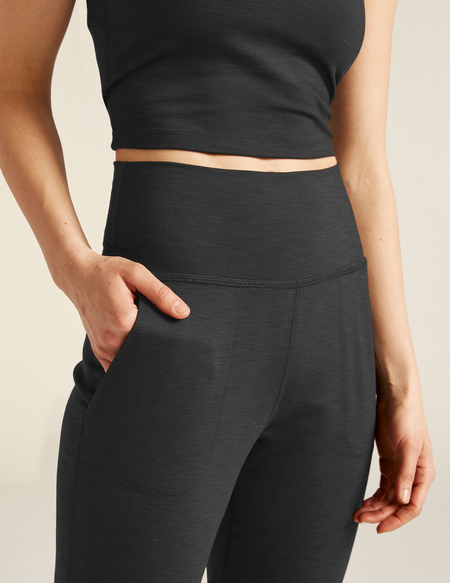 Comfy Heather Rib Midi Jogger Pants with Pockets - Slim Fit