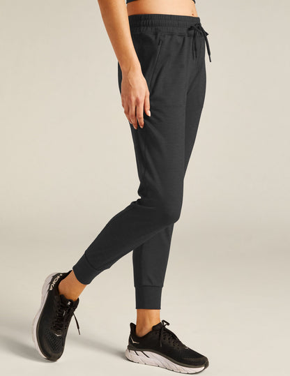 Beyond Yoga Heather Rib Street Joggers: Black Slim Fit, High-Waisted Comfort