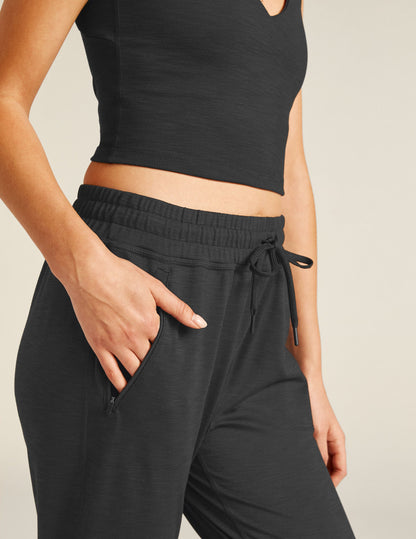 Beyond Yoga Heather Rib Street Joggers: Black Slim Fit, High-Waisted Comfort