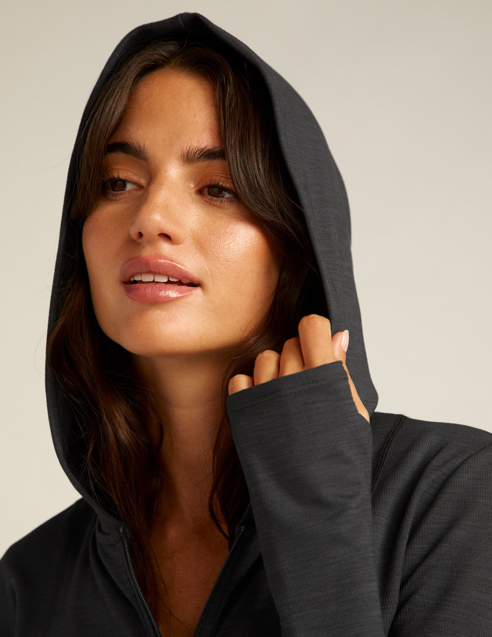 Heather Rib Morning Jog Hoodie: Women's Full-Zip Activewear Jacket with Thumbholes