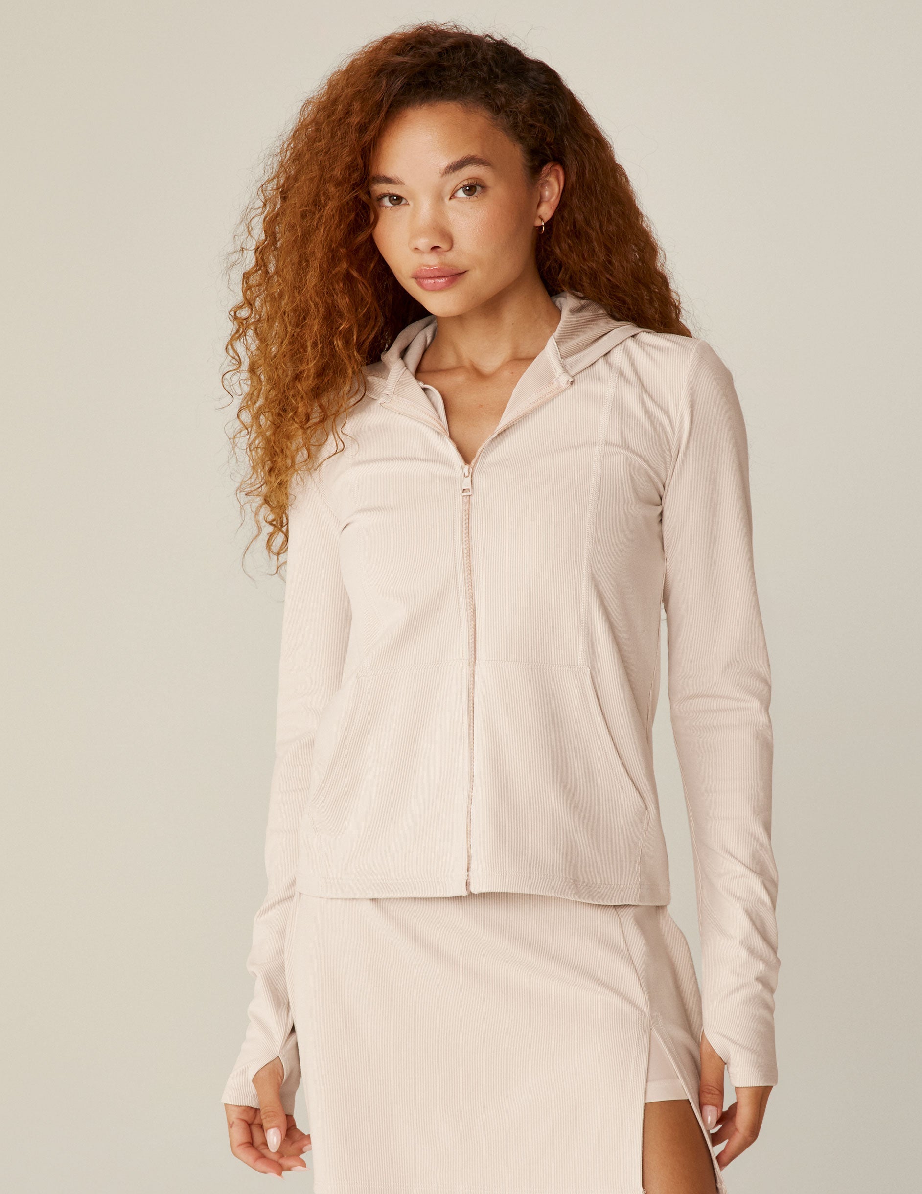 Cozy Heather Ribbed Zip-Up Hoodie: Thumbholes, Pockets, Slim Fit Comfort
