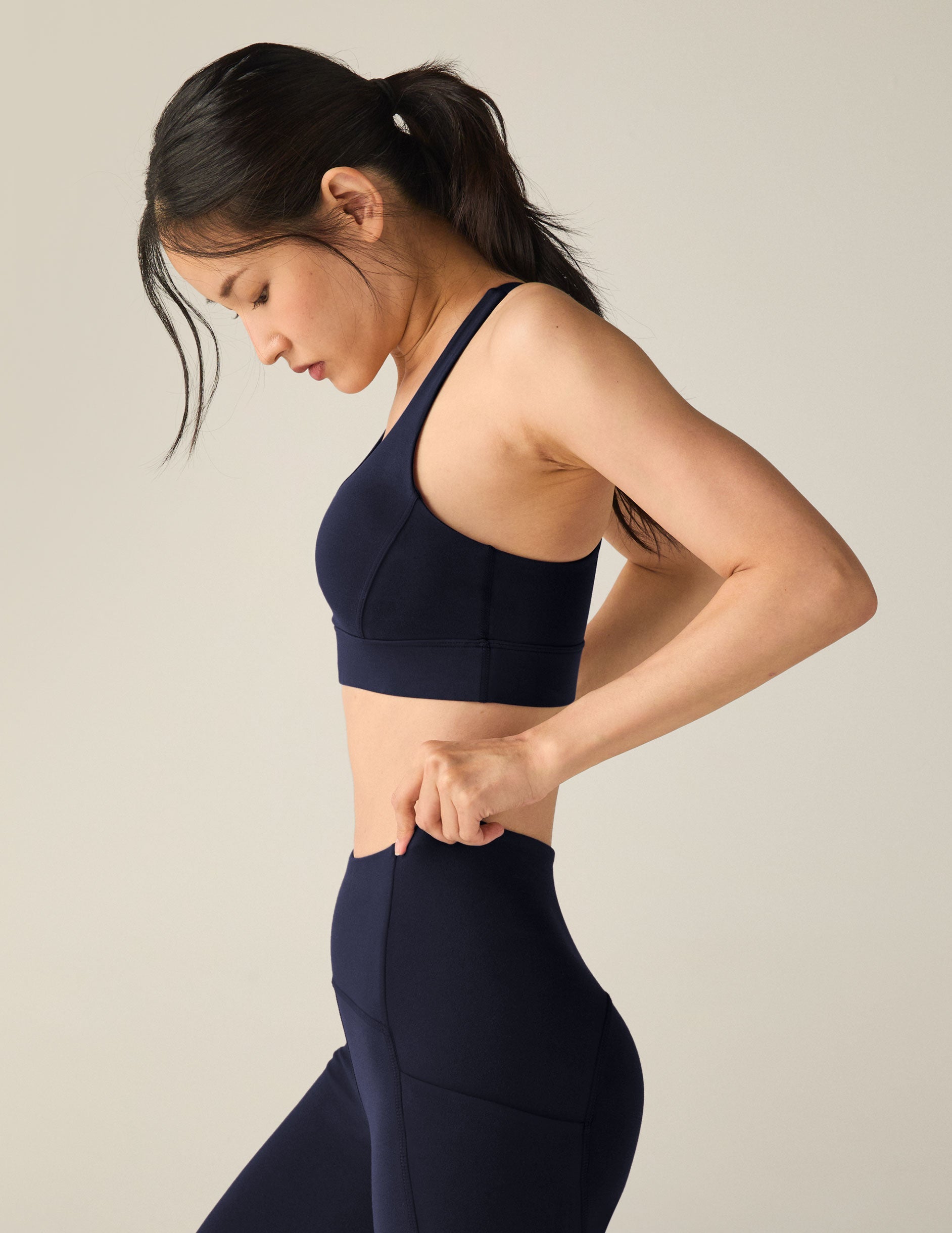 Beyond Yoga POWERBEYOND™ Upsurge Sports Bra: Ultimate Comfort, Support, and Style
