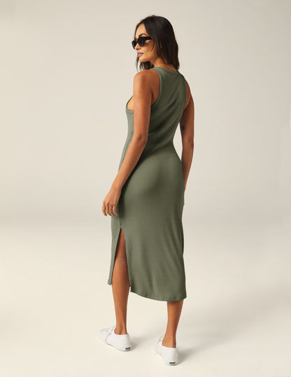 Versatile Ribbed Midi Tank Dress – Body-Skimming Comfort, Flattering Fit, Side Slits