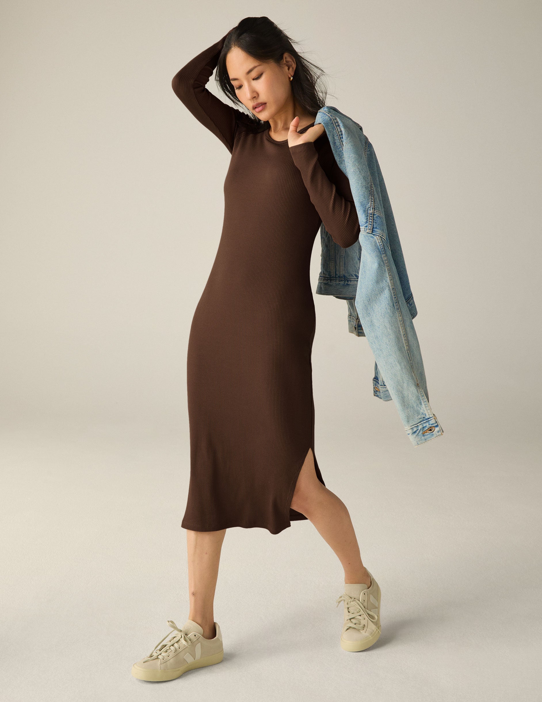 Stylish Ribbed Long Sleeve Midi Dress - Comfortable Form-Fitting Design