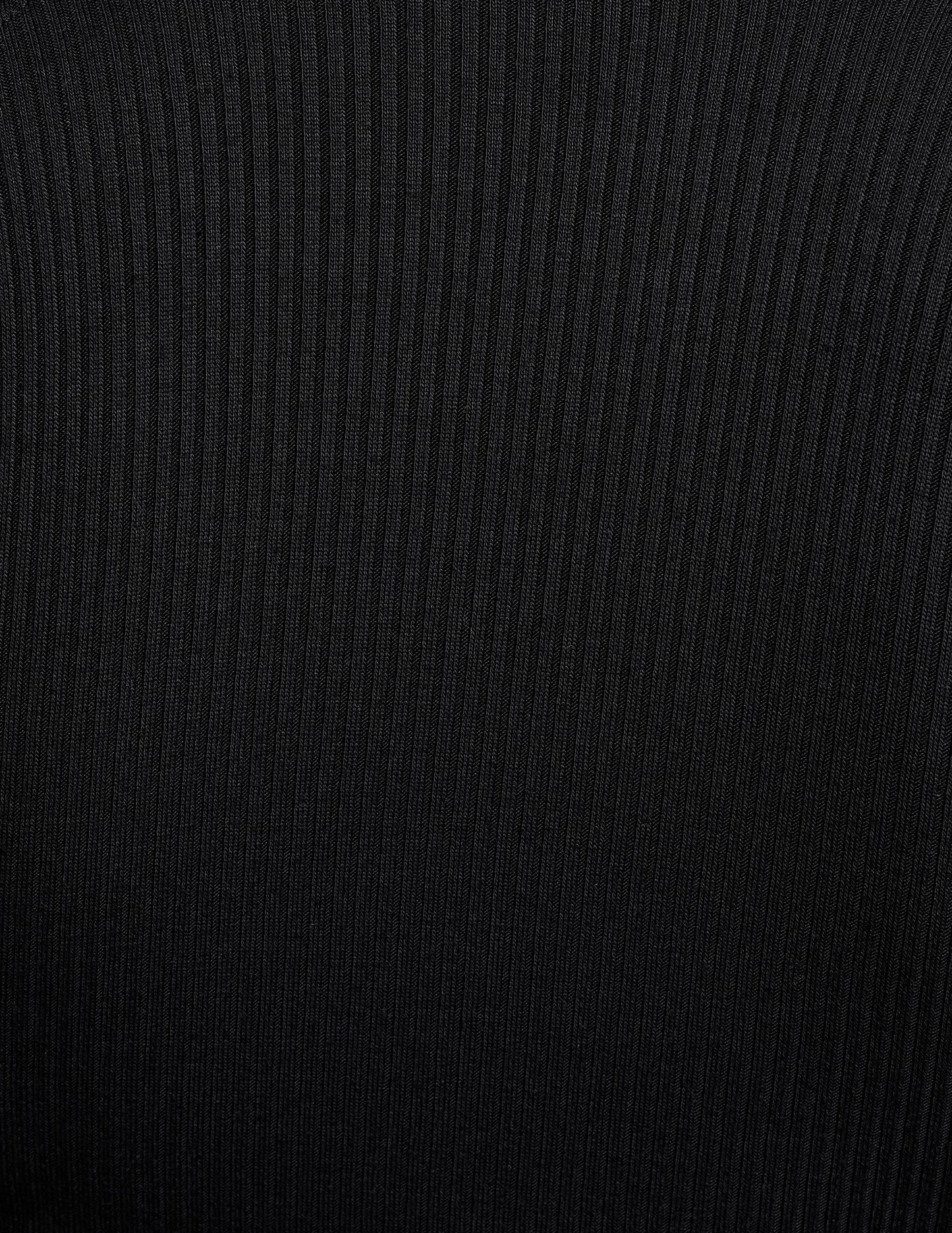 Chic Contours Mock Neck Cropped Top: Ribbed, Long Sleeve, Fitted, Black