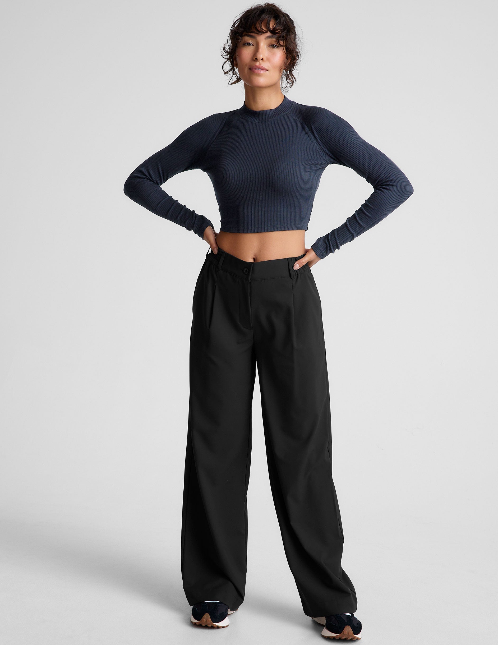 Comfortable Ribbed Mock Neck Cropped Long Sleeve Top for Women