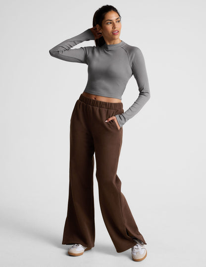 Beyond Yoga Contours Sculpting Ribbed Mock Neck Cropped Long Sleeve Top