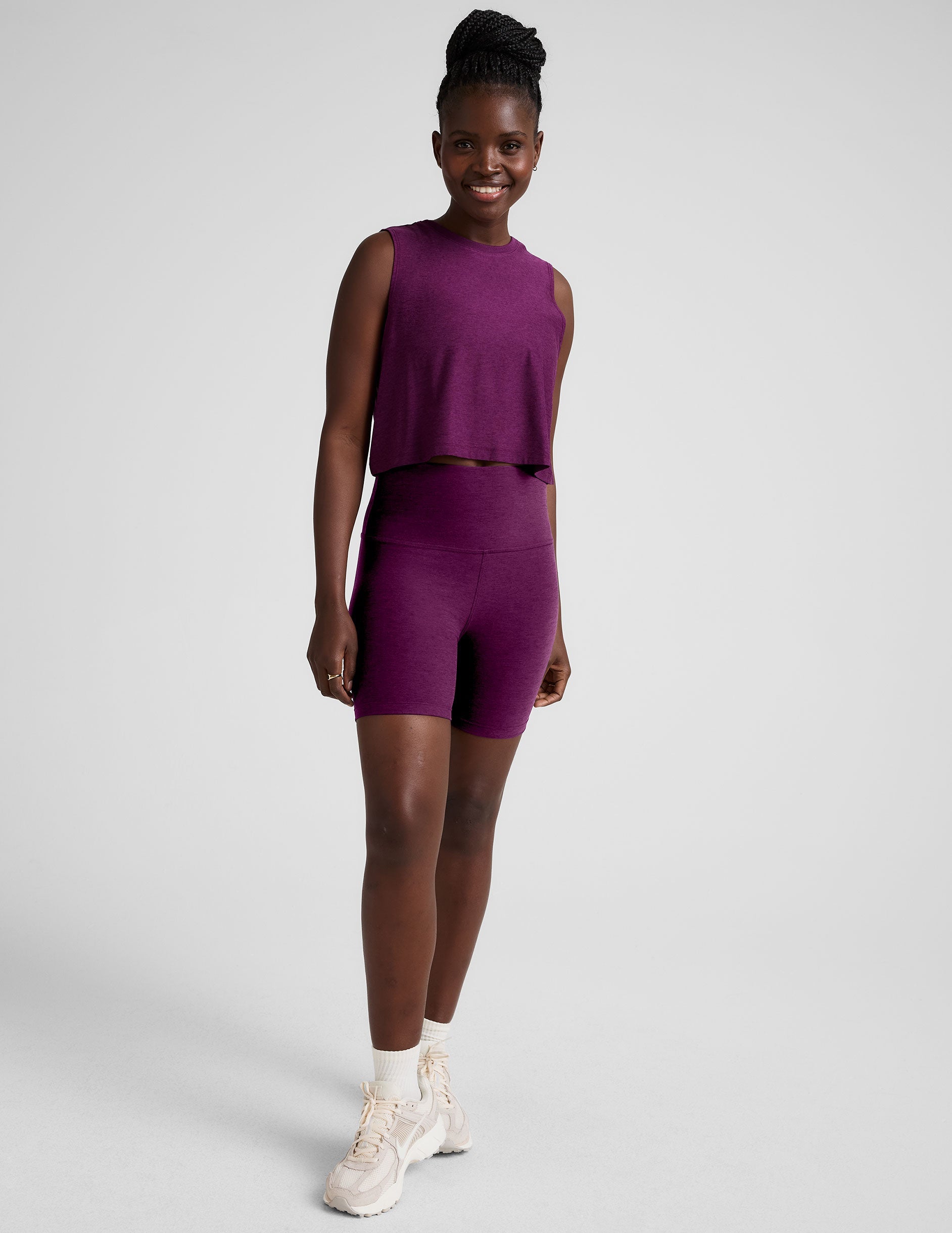 Featherweight Minimal Cropped Tank Top: Relaxed Fit, Moisture-Wicking, Scoop Neck Activewear