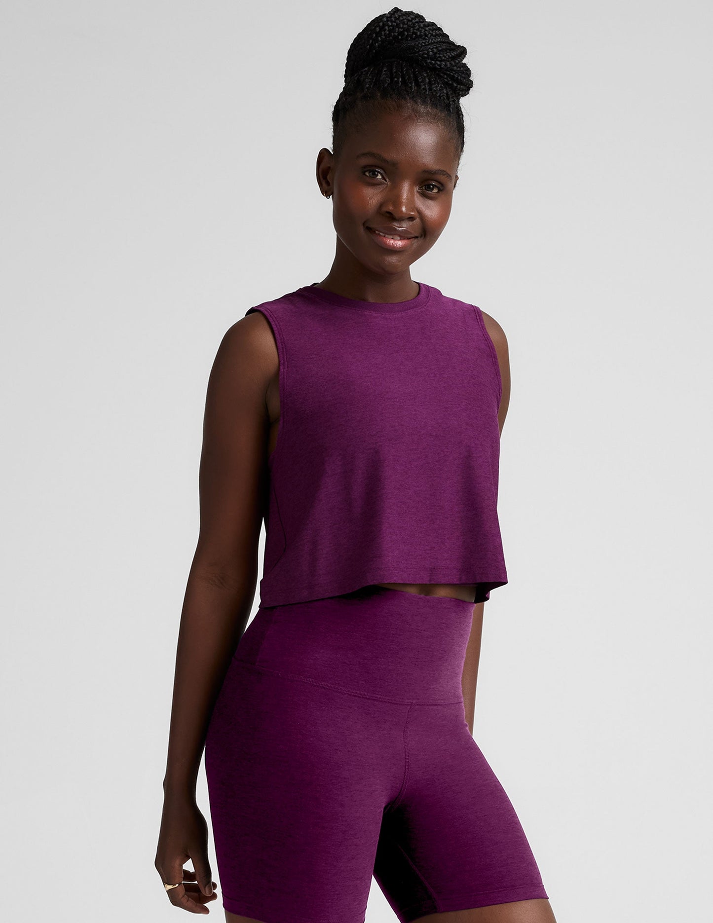 Featherweight Minimal Cropped Tank Top: Relaxed Fit, Moisture-Wicking, Scoop Neck Activewear