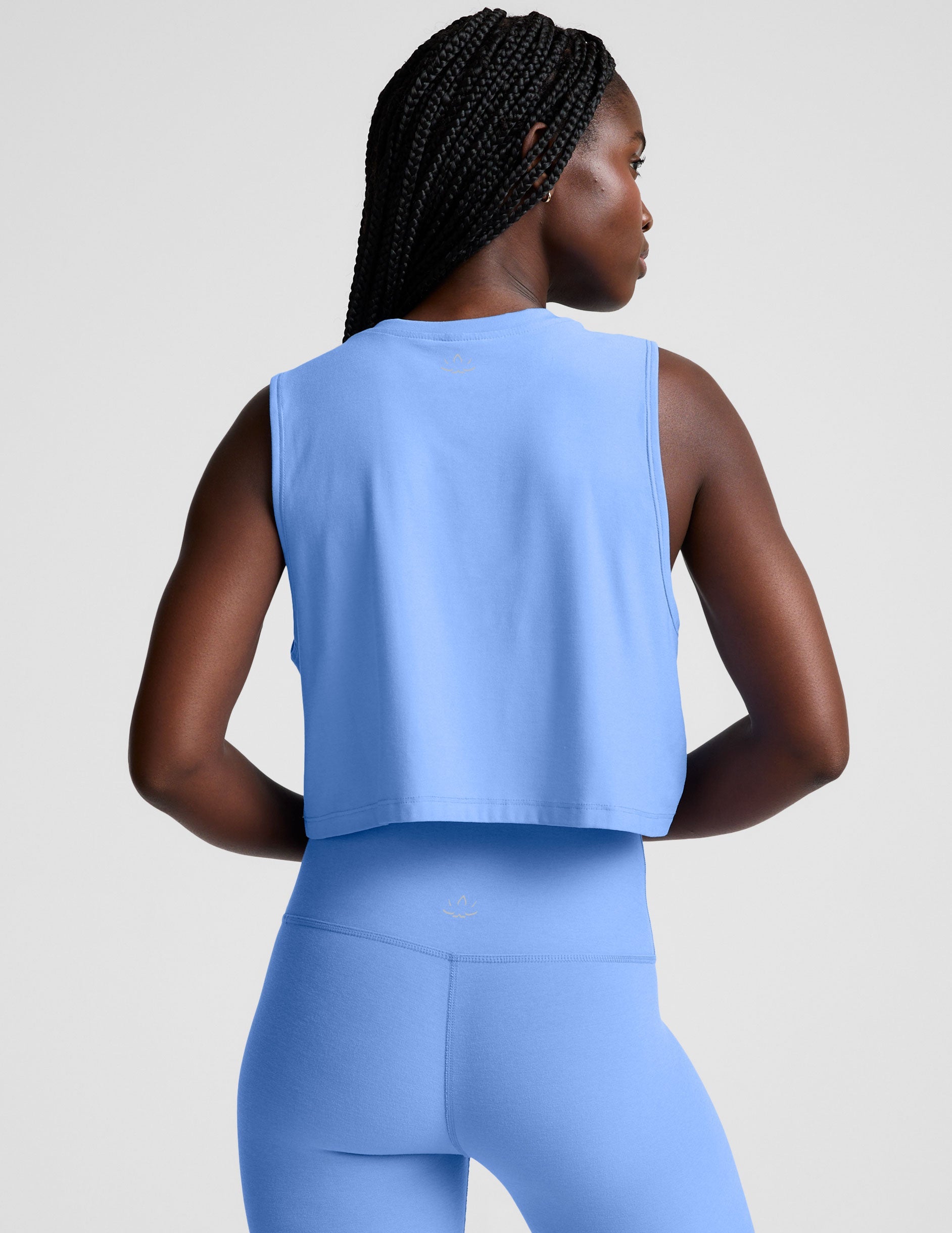 Featherweight Minimal Cropped Tank Top: Moisture-Wicking, Relaxed Fit, Ultra-Light Comfort