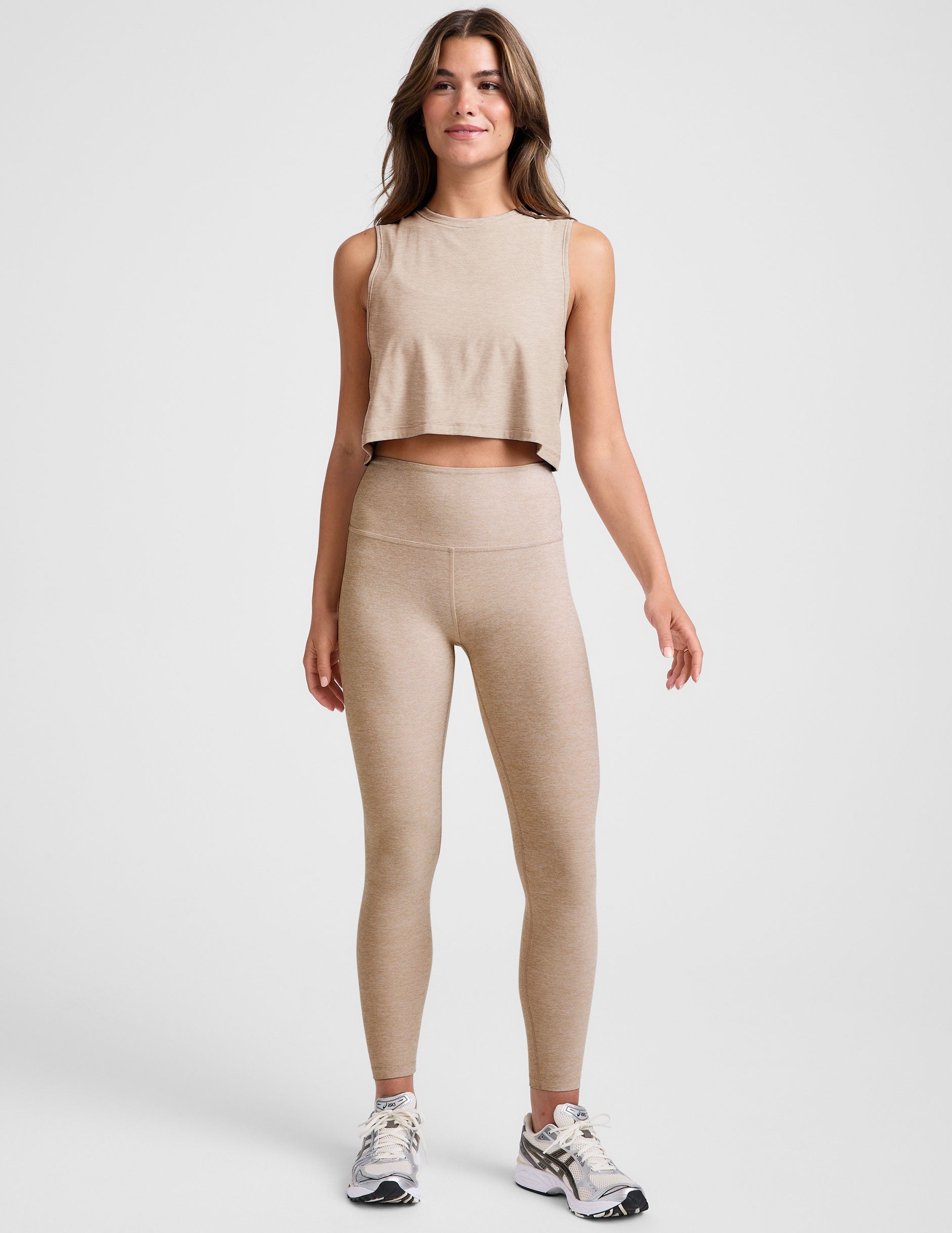 Featherweight Minimal Cropped Tank Top: Lightweight Comfort for Active Women