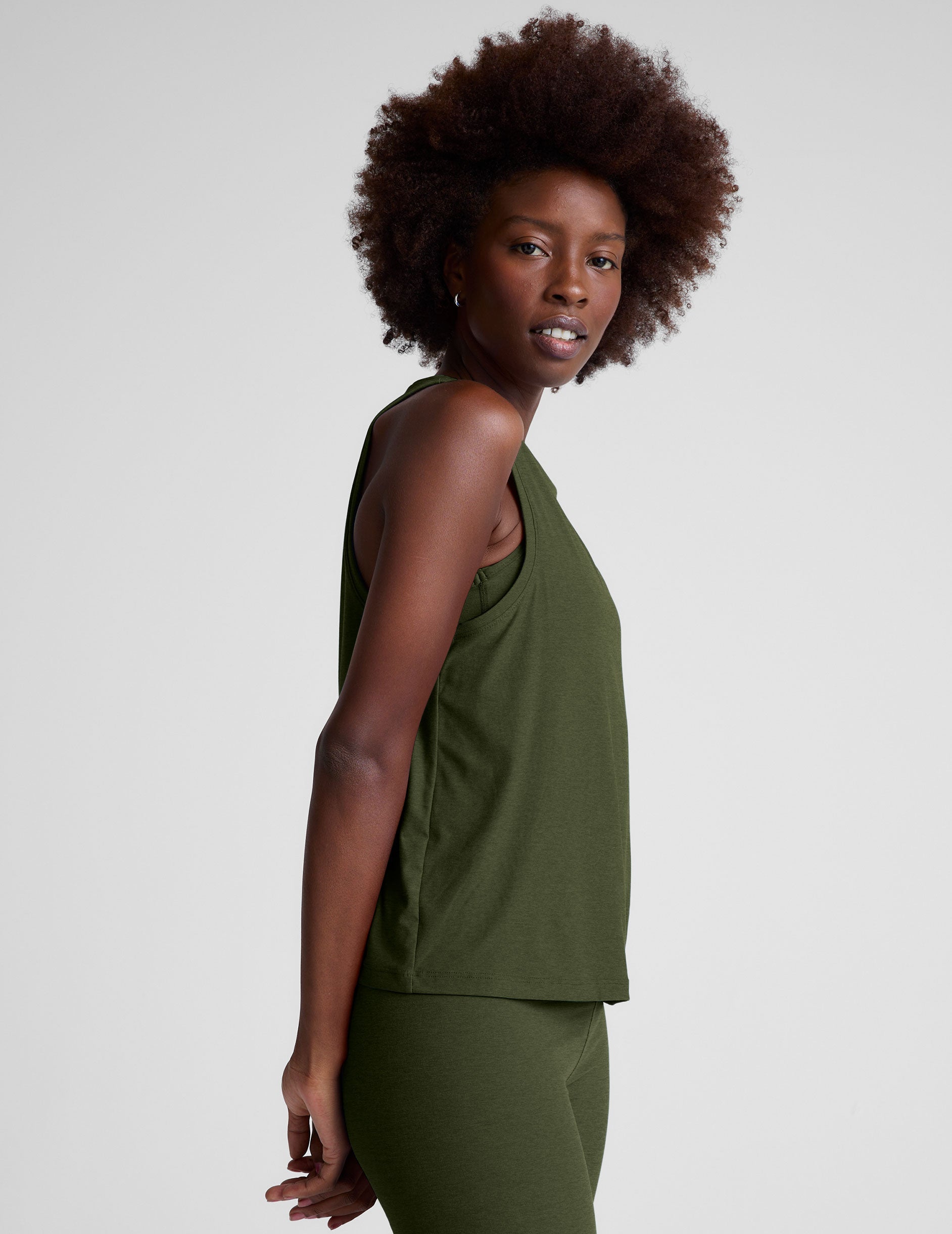 Beyond Yoga Featherweight Rebalance Tank Top: Relaxed Fit, Ultra-Lightweight Comfort