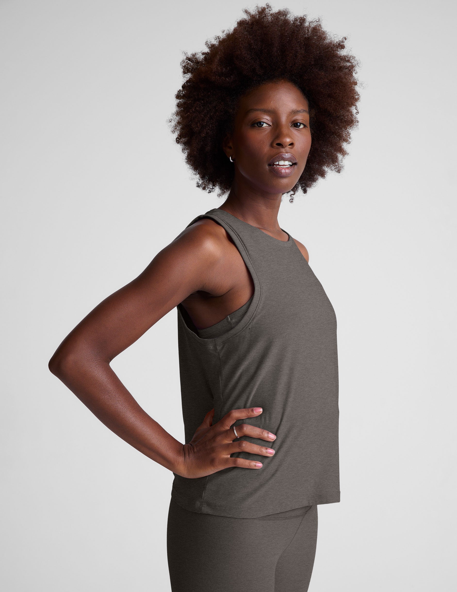 Lightweight Featherweight Rebalance Tank Top: Relaxed Fit for Active Comfort