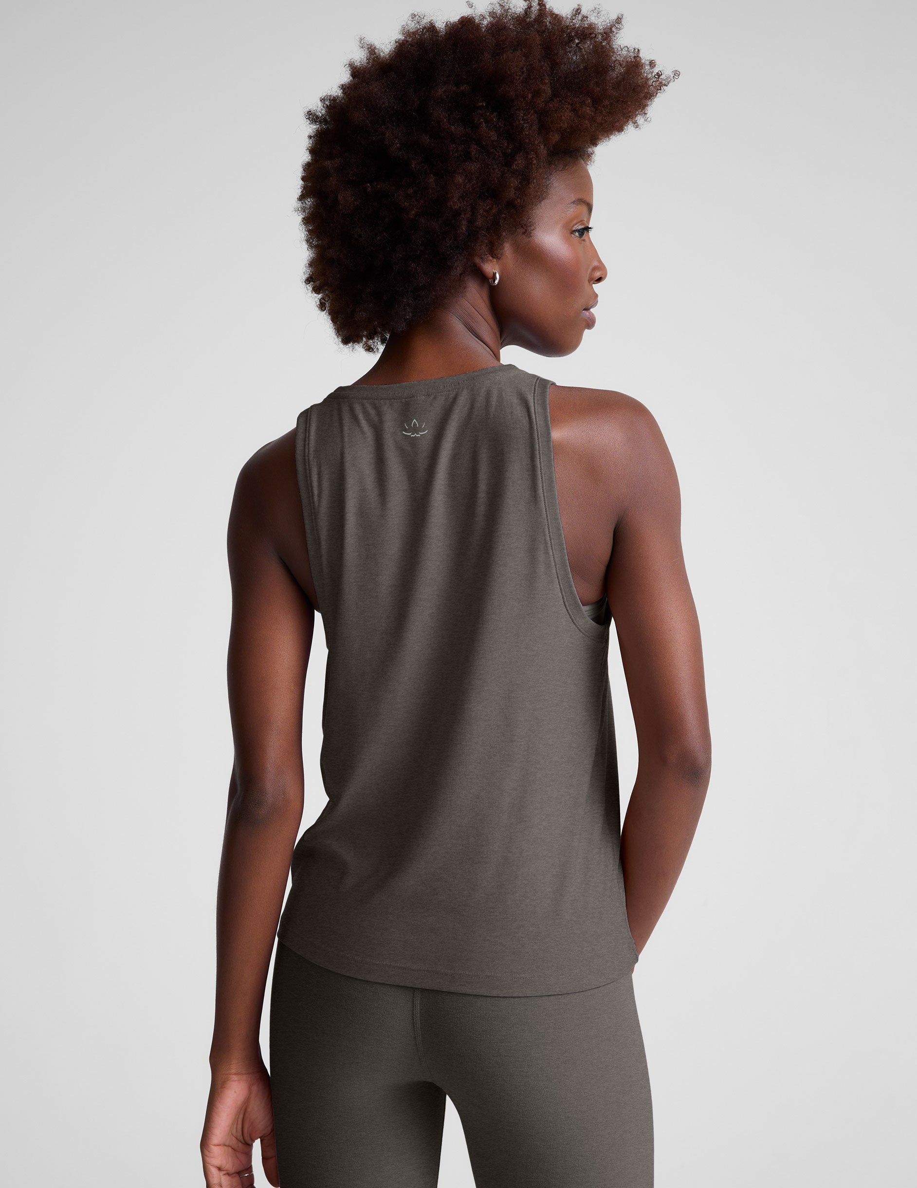 Lightweight Featherweight Rebalance Tank Top: Relaxed Fit for Active Comfort