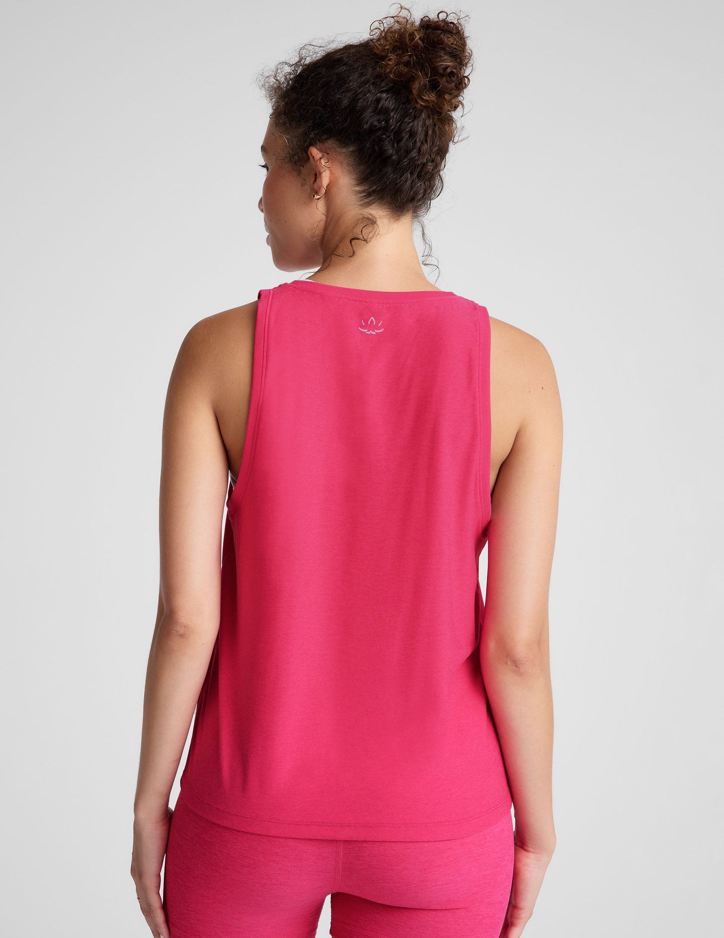 Beyond Yoga Featherweight Rebalance Tank Top - Vivid Pink Heather, Relaxed Fit