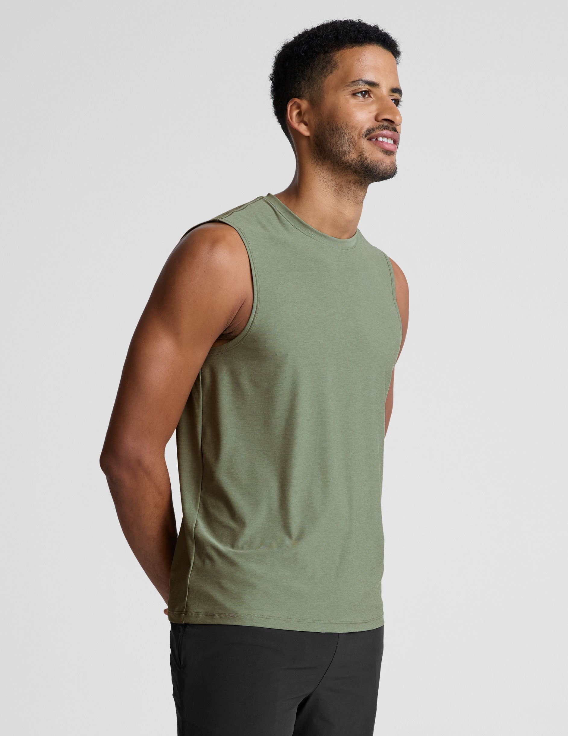 Featherweight Freeflo Men's Muscle Tank 2.0 - Moisture-Wicking Athleisure Comfort