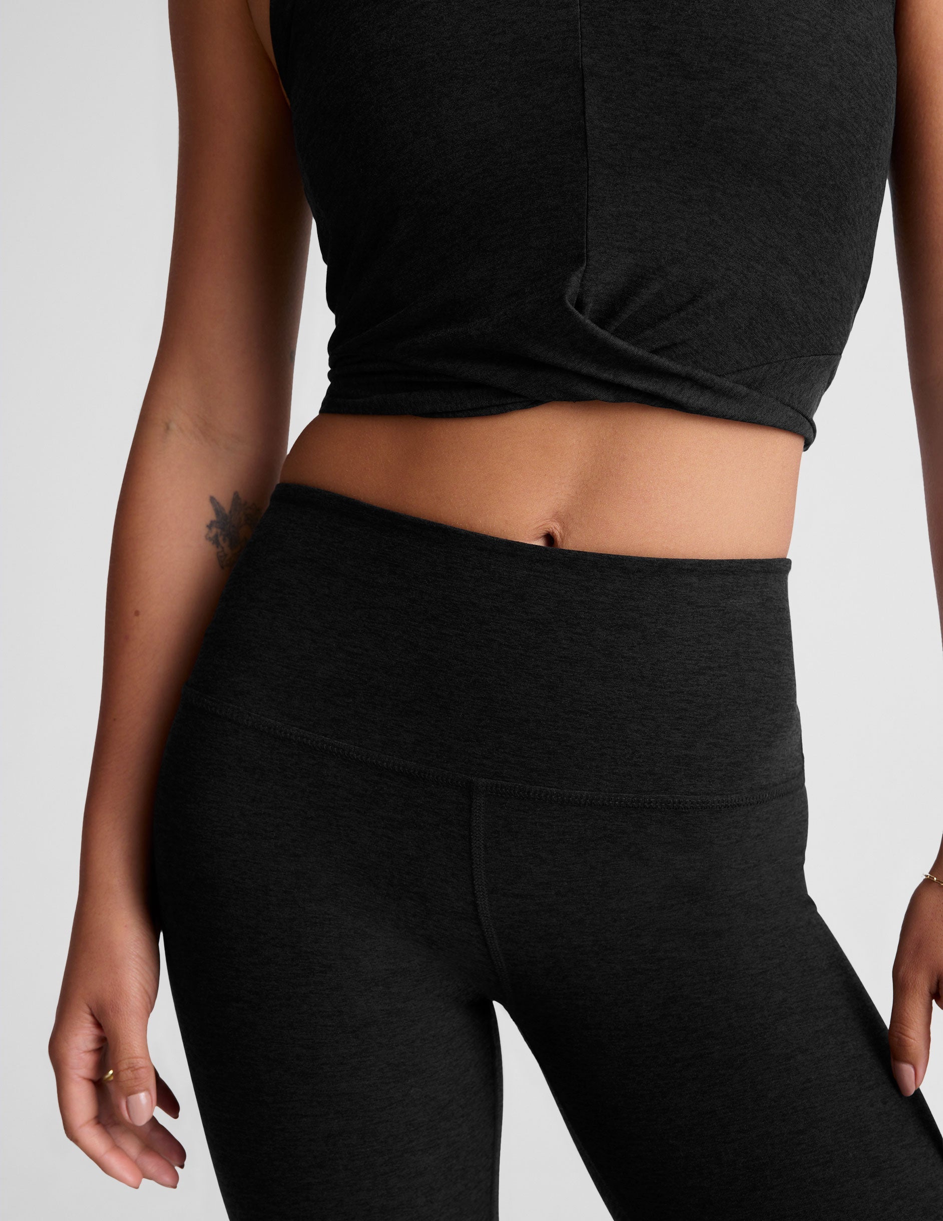 Ultra-Soft Featherweight Cropped Tank Top: Stylish, Versatile, and Flattering Fit